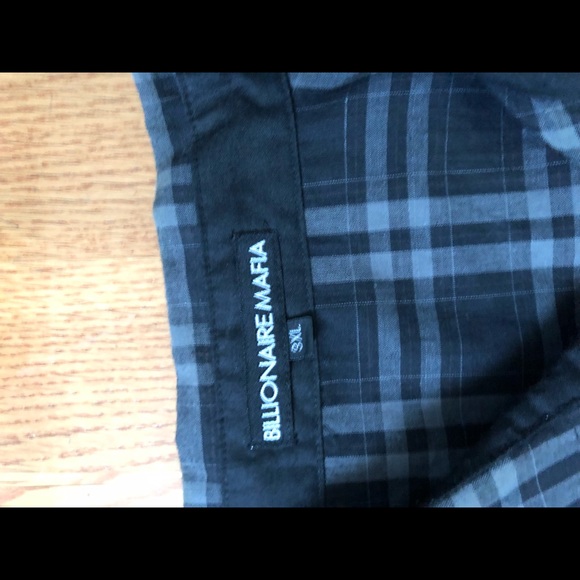 Casual button down shirt - Picture 2 of 2